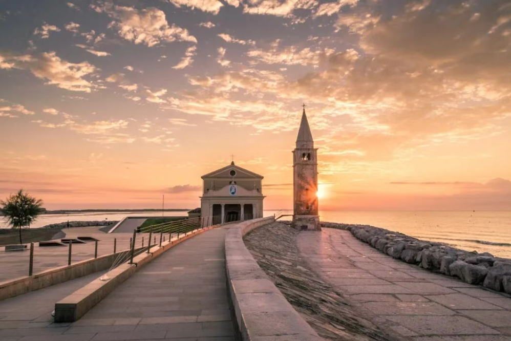 正在上传... f5743e19-f6e3-487a-96a3-4b91a61fc14d.png